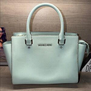 Michael Kors Selma Medium Satchel